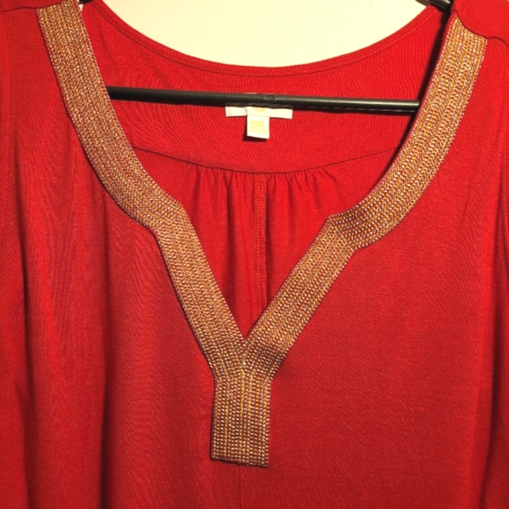Charming Charlie Red Sleeveless Blouse Top Embellished V-neck Gold Trim Size XXL